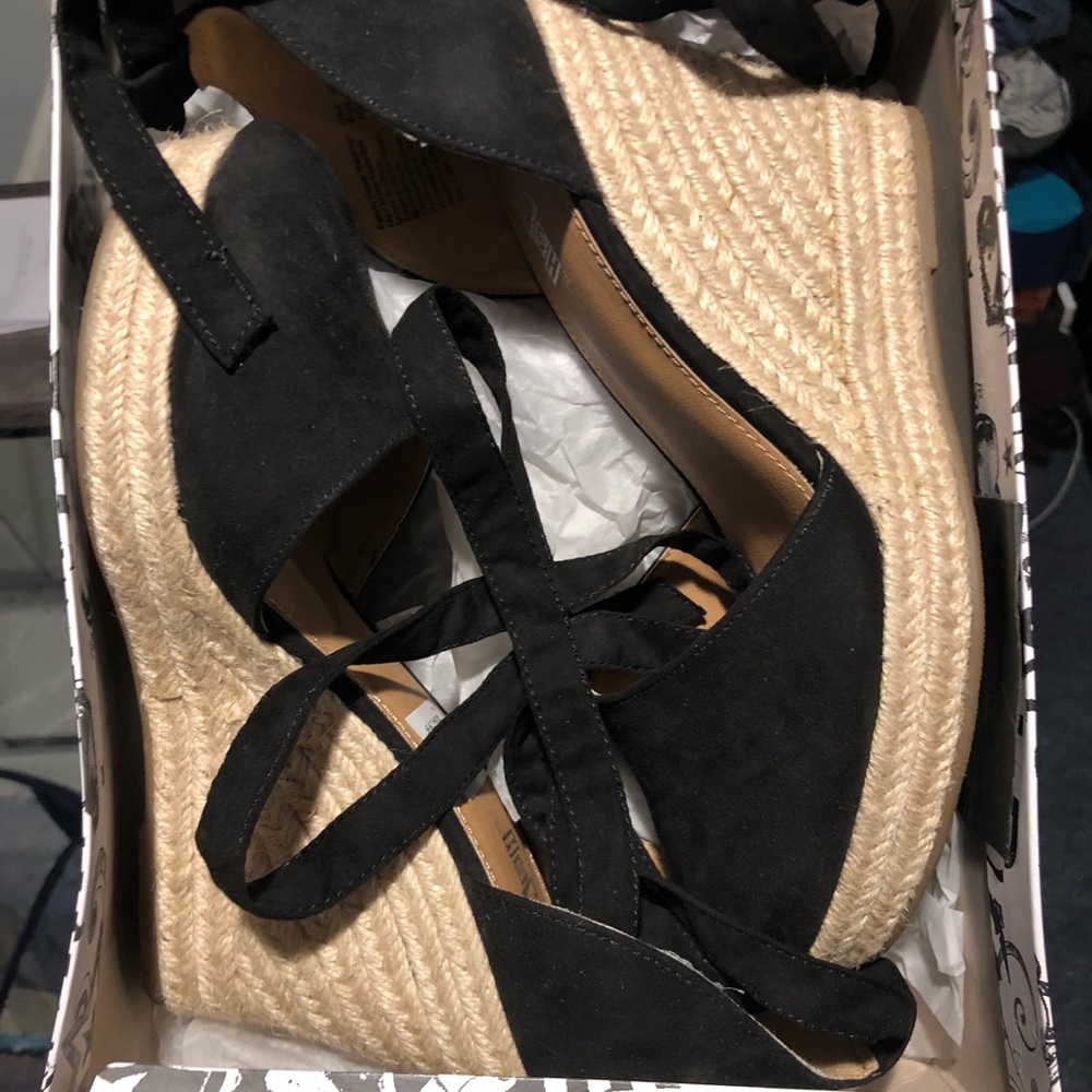 Black espadrilles